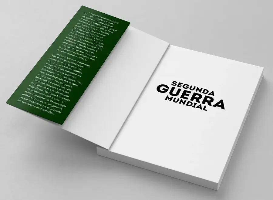 Livro Segunda Guerra Mundial aberto
